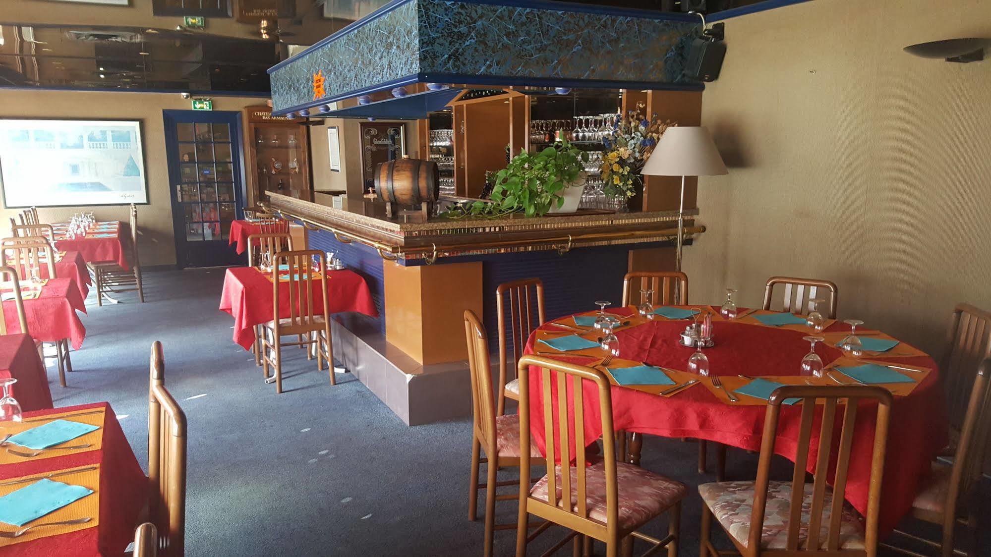 Le Skippy Dancotel Saint-Pierre-des-Corps Εξωτερικό φωτογραφία